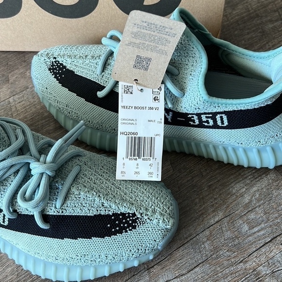 New! YEEZY BOOST 350 V2 SALT, Authentic - Picture 9 of 13